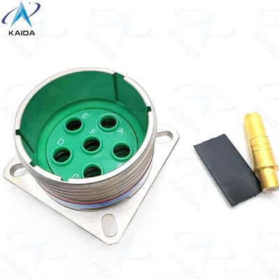Conector com classificação de corrente de 7A, Série MIL-DTL-38999 Ⅲ, tipo de acoplamento roscado, para ambientes industriais agressivos. D38999 /20FH06PN, série TV, série 8D, contatos Twinax, níquel eletrolítico