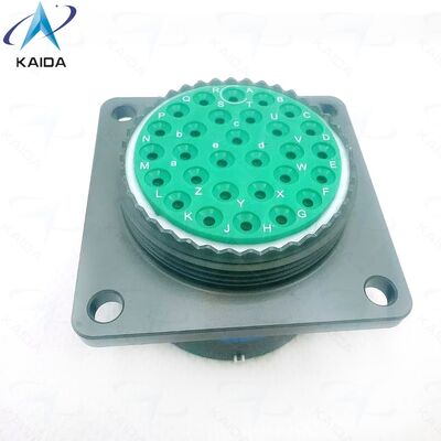 13 Uma classificação atual MIL-DTL-38999 Série 1 Conector com faixa de temperatura de menos 55 °C a mais 125 °C e acabamento de casca de cadmio verde-oliva.MS27656T23B29SA