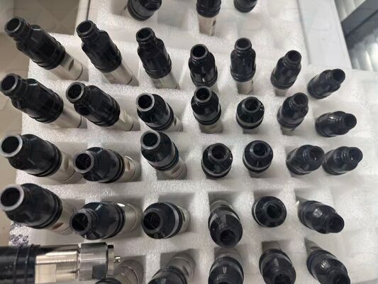 Conector elétrico circular de género PP Ideal para ambientes industriais adversos, garantindo ligações elétricas estáveis.YS3-4TK