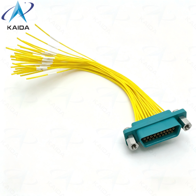 Conector Elétrico Micro-Retangular Série CDbF 33 Pinos. Classificação de Corrente de 3 A. Carcaça de Plástico. CDBF-33Z-15CM. Receptáculo Fêmea (com contatos fêmea).